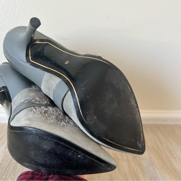 Charles Jordan Knife Rabbit-Fur Bootie
Size 10 Women - Picture 14 of 16